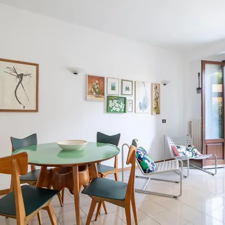아파트 Historic Borgo Campidoglio 7 레노